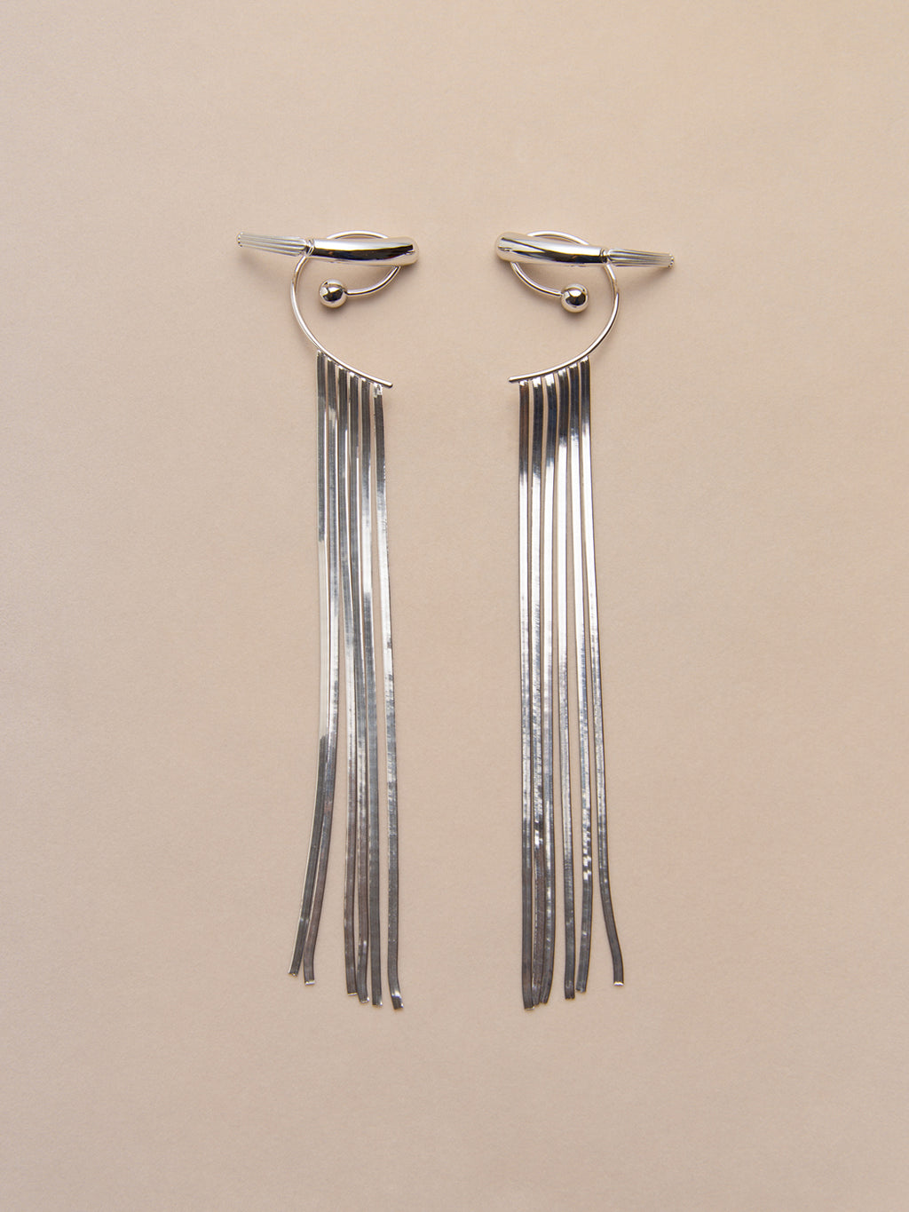 TAIL LIGHT FRINGE EAR CUFF