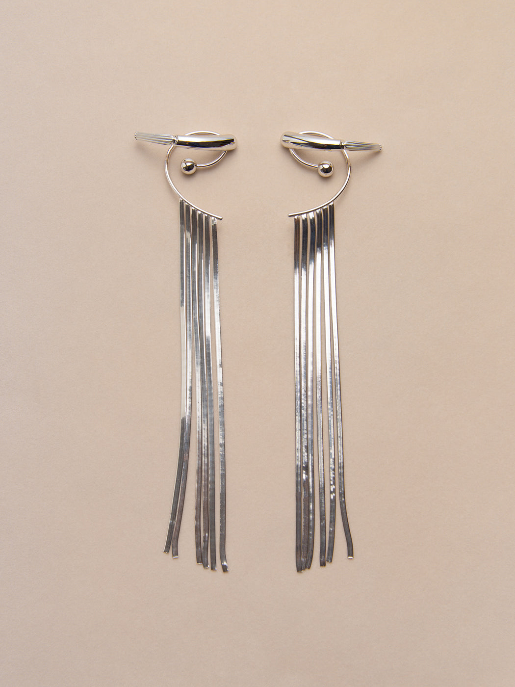 TAIL LIGHT FRINGE EAR CUFF