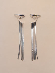 TAIL LIGHT FRINGE EAR CUFF