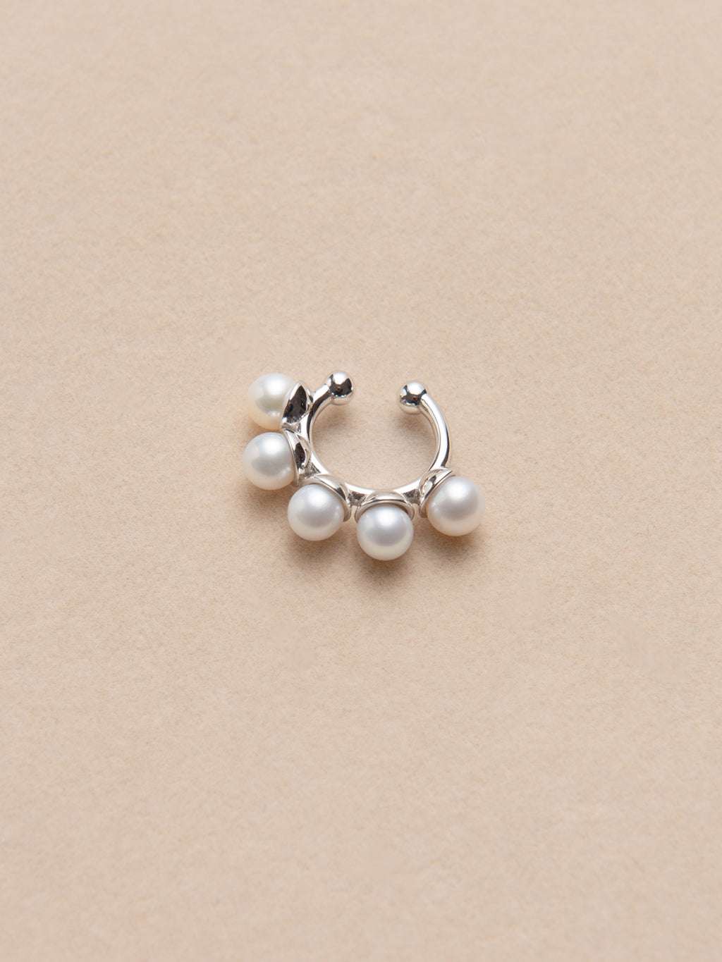 PEARL EAR CUFF