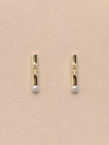 MOTOR PEARL EARRINGS