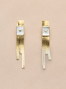 WATCH PLATE PEARL TASSEL EARRING