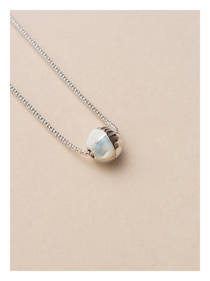 MICROPHONE PEARL PENDENT