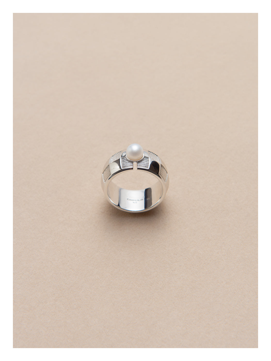 CHECKERBOARD PEARL RING