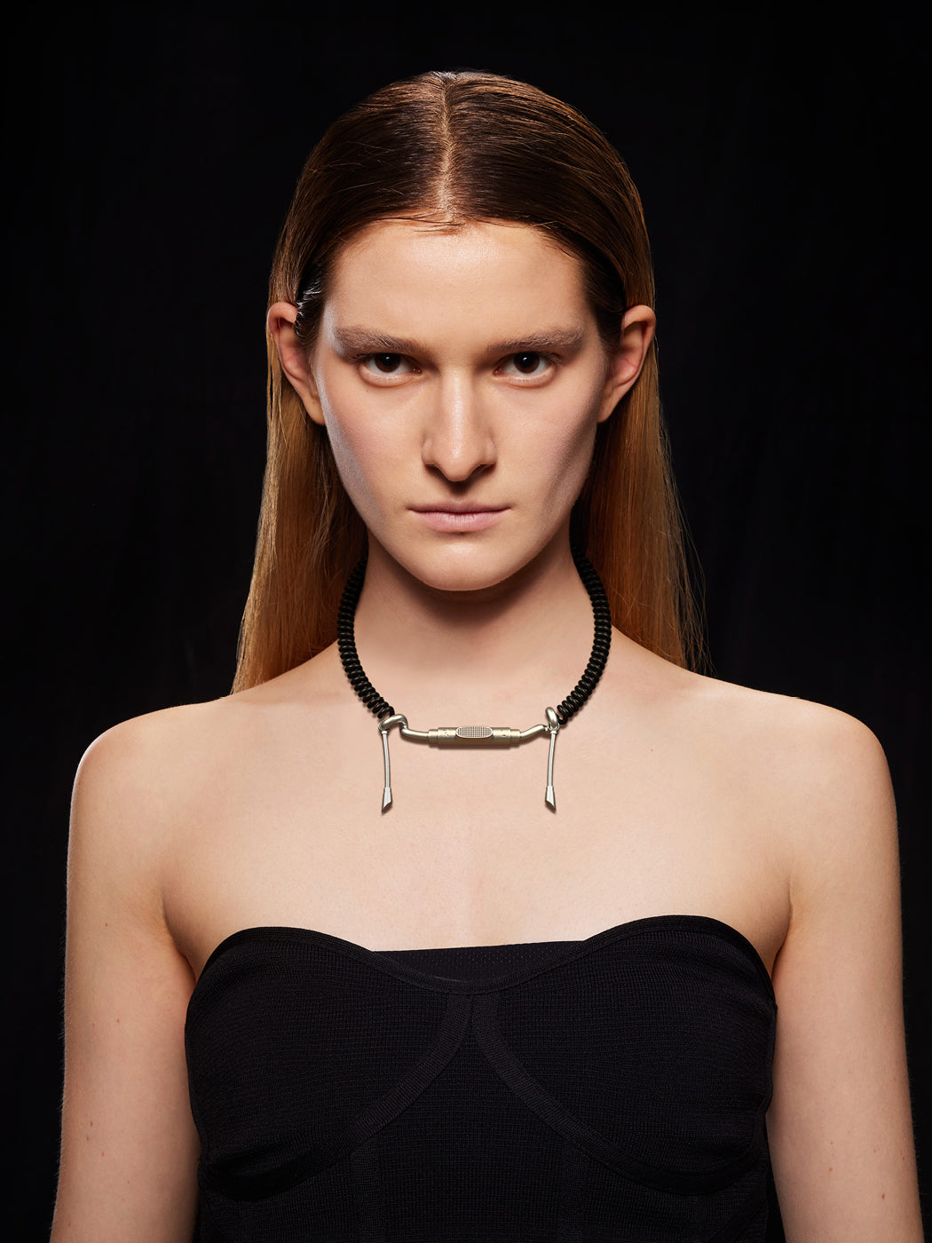 STEREO RUBBER CORD NECKLA