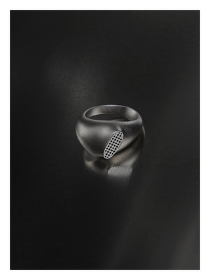 MELTING METAL RING