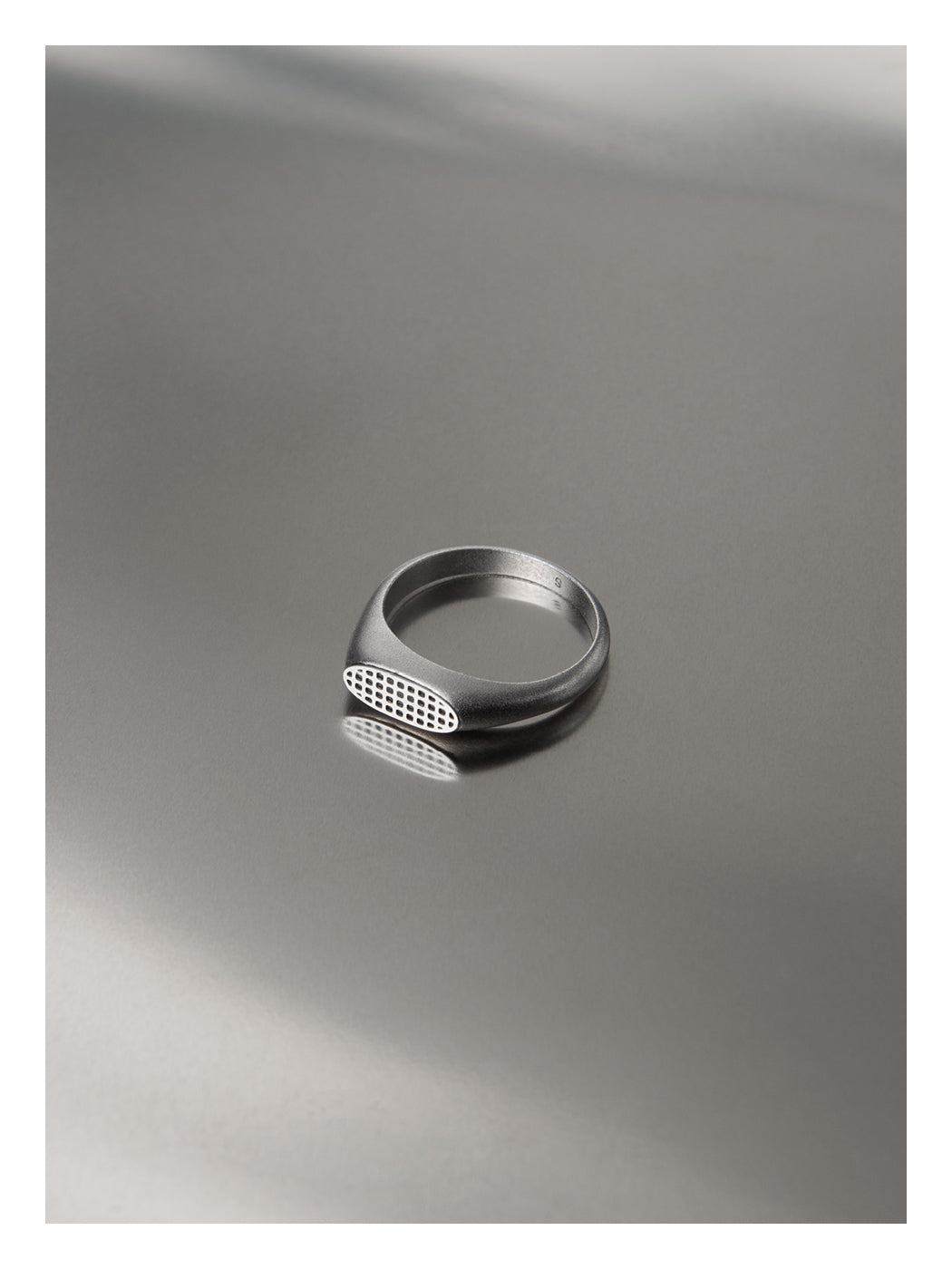 STEREO MESH RING