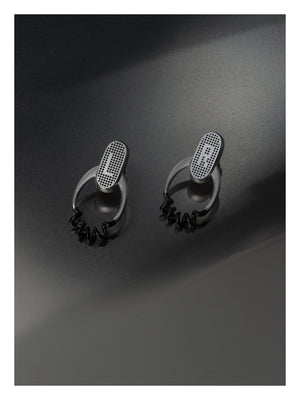METAL COIL R EARRING