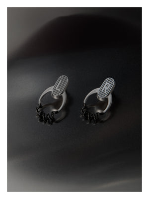 METAL COIL R EARRING
